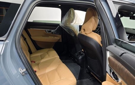 Volvo V90 Cross Country I рестайлинг, 2023 год, 5 990 000 рублей, 9 фотография