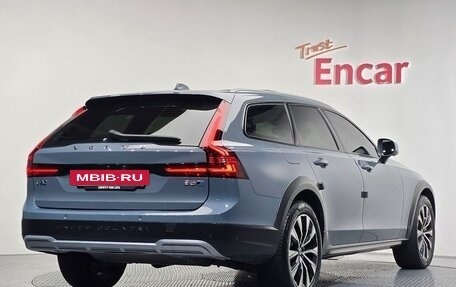 Volvo V90 Cross Country I рестайлинг, 2023 год, 5 990 000 рублей, 4 фотография