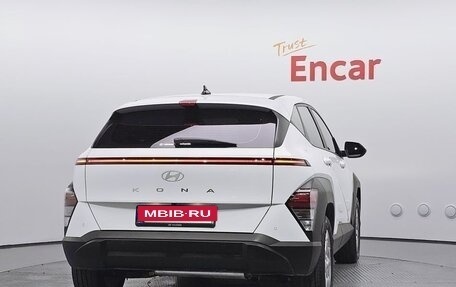 Hyundai Kona, 2024 год, 2 190 000 рублей, 4 фотография