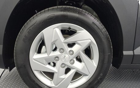 Hyundai Kona, 2024 год, 2 190 000 рублей, 11 фотография