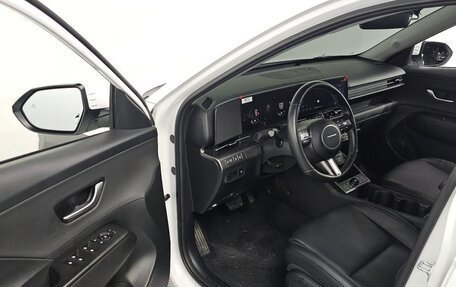 Hyundai Kona, 2024 год, 2 190 000 рублей, 20 фотография