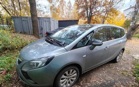 Opel Zafira C рестайлинг, 2014 год, 1 050 000 рублей, 3 фотография