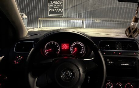 Volkswagen Polo VI (EU Market), 2011 год, 650 000 рублей, 9 фотография