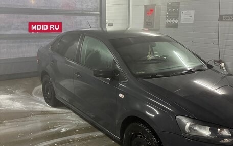 Volkswagen Polo VI (EU Market), 2011 год, 650 000 рублей, 5 фотография