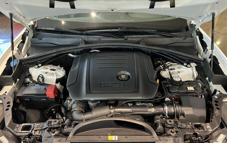 Jaguar F-Pace, 2018 год, 3 350 000 рублей, 13 фотография