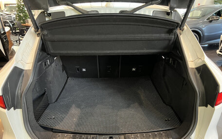 Jaguar F-Pace, 2018 год, 3 350 000 рублей, 14 фотография