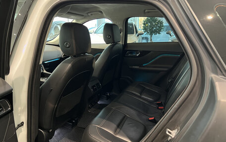 Jaguar F-Pace, 2018 год, 3 350 000 рублей, 16 фотография