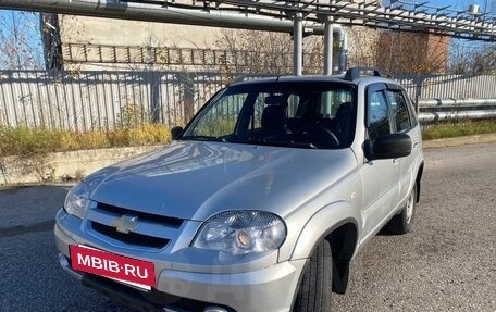 Chevrolet Niva I рестайлинг, 2013 год, 478 000 рублей, 2 фотография
