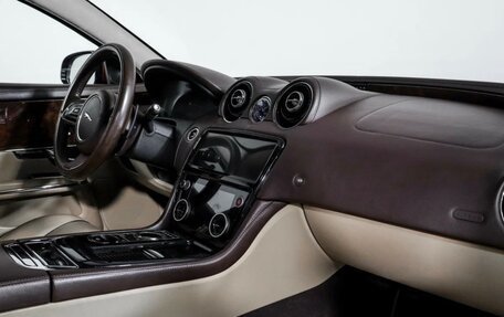 Jaguar XJ IV (X351), 2011 год, 2 450 000 рублей, 9 фотография