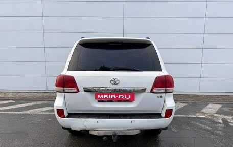 Toyota Land Cruiser 200, 2010 год, 2 550 000 рублей, 7 фотография