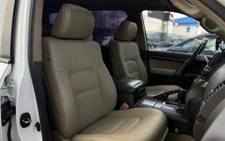 Toyota Land Cruiser 200, 2010 год, 2 550 000 рублей, 16 фотография