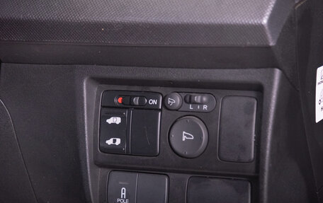 Honda Freed I, 2010 год, 1 059 000 рублей, 12 фотография