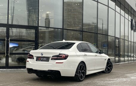 BMW 5 серия, 2010 год, 1 570 000 рублей, 2 фотография