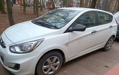 Hyundai Solaris II рестайлинг, 2013 год, 1 150 000 рублей, 1 фотография