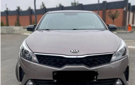 KIA Rio IV, 2021 год, 1 400 000 рублей, 1 фотография