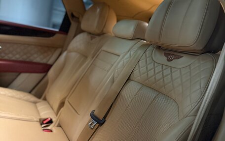 Bentley Bentayga I, 2016 год, 8 400 000 рублей, 13 фотография