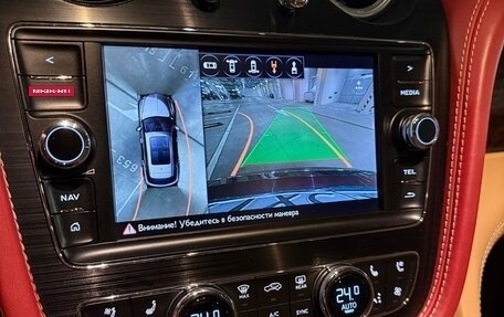 Bentley Bentayga I, 2016 год, 8 400 000 рублей, 27 фотография