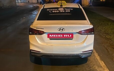 Hyundai Solaris II рестайлинг, 2019 год, 640 000 рублей, 2 фотография