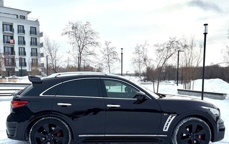 Infiniti QX70, 2014 год, 2 900 000 рублей, 23 фотография