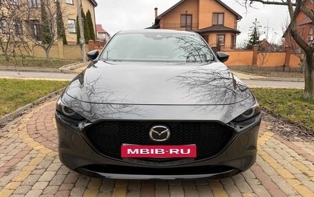 Mazda 3, 2020 год, 2 480 000 рублей, 2 фотография