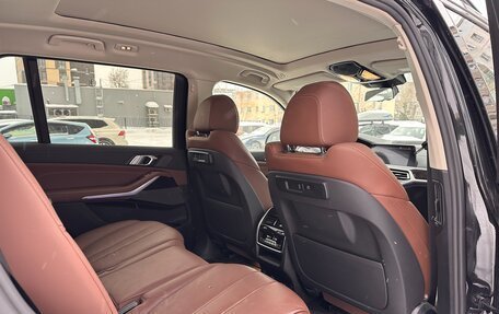 BMW X7, 2021 год, 8 100 000 рублей, 28 фотография