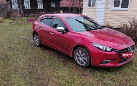 Mazda 3, 2017 год, 1 400 000 рублей, 3 фотография
