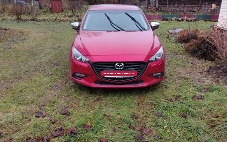 Mazda 3, 2017 год, 1 400 000 рублей, 2 фотография
