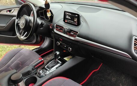 Mazda 3, 2017 год, 1 400 000 рублей, 14 фотография