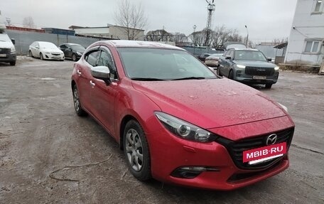 Mazda 3, 2017 год, 1 400 000 рублей, 18 фотография