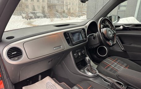 Volkswagen Beetle, 2015 год, 1 097 000 рублей, 15 фотография