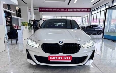 BMW 1 серия, 2022 год, 2 200 000 рублей, 2 фотография