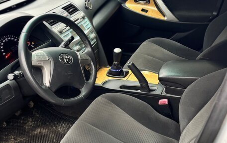 Toyota Camry, 2007 год, 1 100 000 рублей, 6 фотография