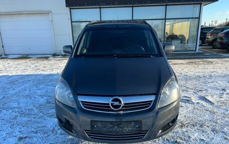 Opel Zafira B, 2011 год, 699 000 рублей, 2 фотография