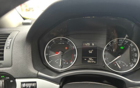 Skoda Octavia, 2011 год, 830 000 рублей, 14 фотография