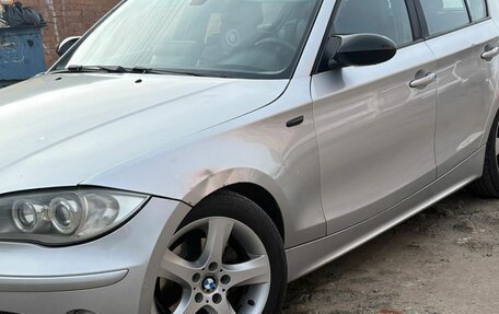 BMW 1 серия, 2004 год, 600 000 рублей, 2 фотография