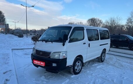 Toyota HiAce H100, 2001 год, 1 050 000 рублей, 1 фотография