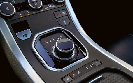 Land Rover Range Rover Evoque I, 2017 год, 2 490 000 рублей, 14 фотография