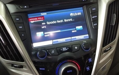 Hyundai Veloster I рестайлинг, 2012 год, 1 300 000 рублей, 28 фотография