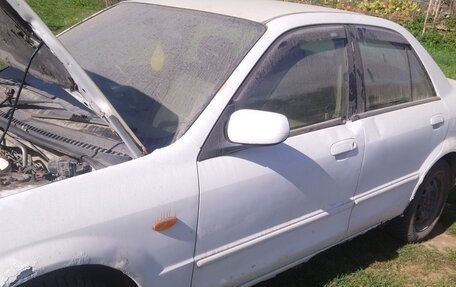 Mazda Familia, 2002 год, 120 000 рублей, 2 фотография