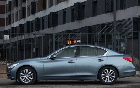 Infiniti Q50 I рестайлинг, 2015 год, 1 660 000 рублей, 10 фотография