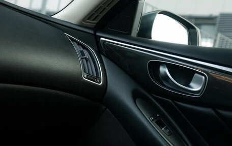 Infiniti Q50 I рестайлинг, 2015 год, 1 660 000 рублей, 21 фотография