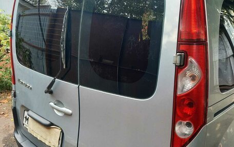 Renault Kangoo II рестайлинг, 2012 год, 850 000 рублей, 10 фотография