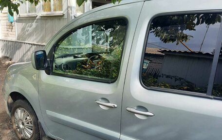 Renault Kangoo II рестайлинг, 2012 год, 850 000 рублей, 14 фотография