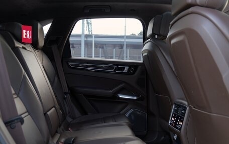 Porsche Cayenne III, 2018 год, 9 200 000 рублей, 14 фотография