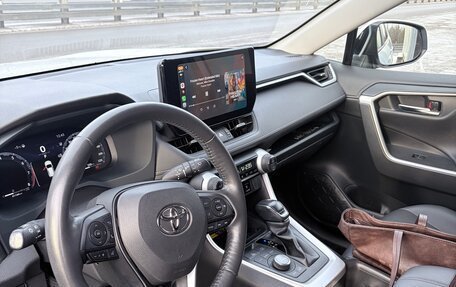 Toyota RAV4, 2022 год, 4 500 000 рублей, 3 фотография