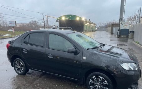 Renault Logan II, 2014 год, 800 000 рублей, 2 фотография