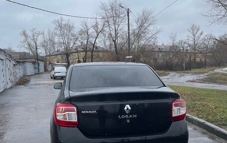 Renault Logan II, 2014 год, 800 000 рублей, 6 фотография