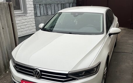 Volkswagen Passat B8 рестайлинг, 2020 год, 2 900 000 рублей, 7 фотография