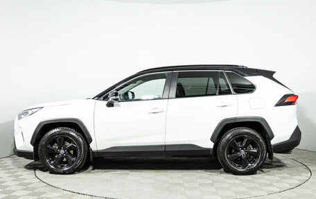 Toyota RAV4, 2021 год, 3 675 000 рублей, 8 фотография