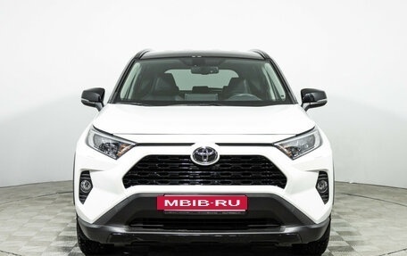 Toyota RAV4, 2021 год, 3 675 000 рублей, 2 фотография